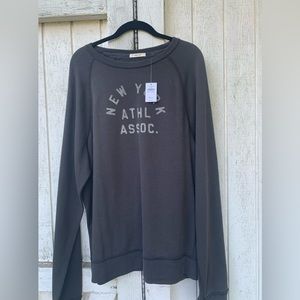 NWT Abercrombie & Fitch Crew Sweatshirt